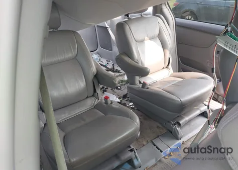 2008 Toyota Sienna Le from USA, damaged, VIN 5TDZK23C08S110011